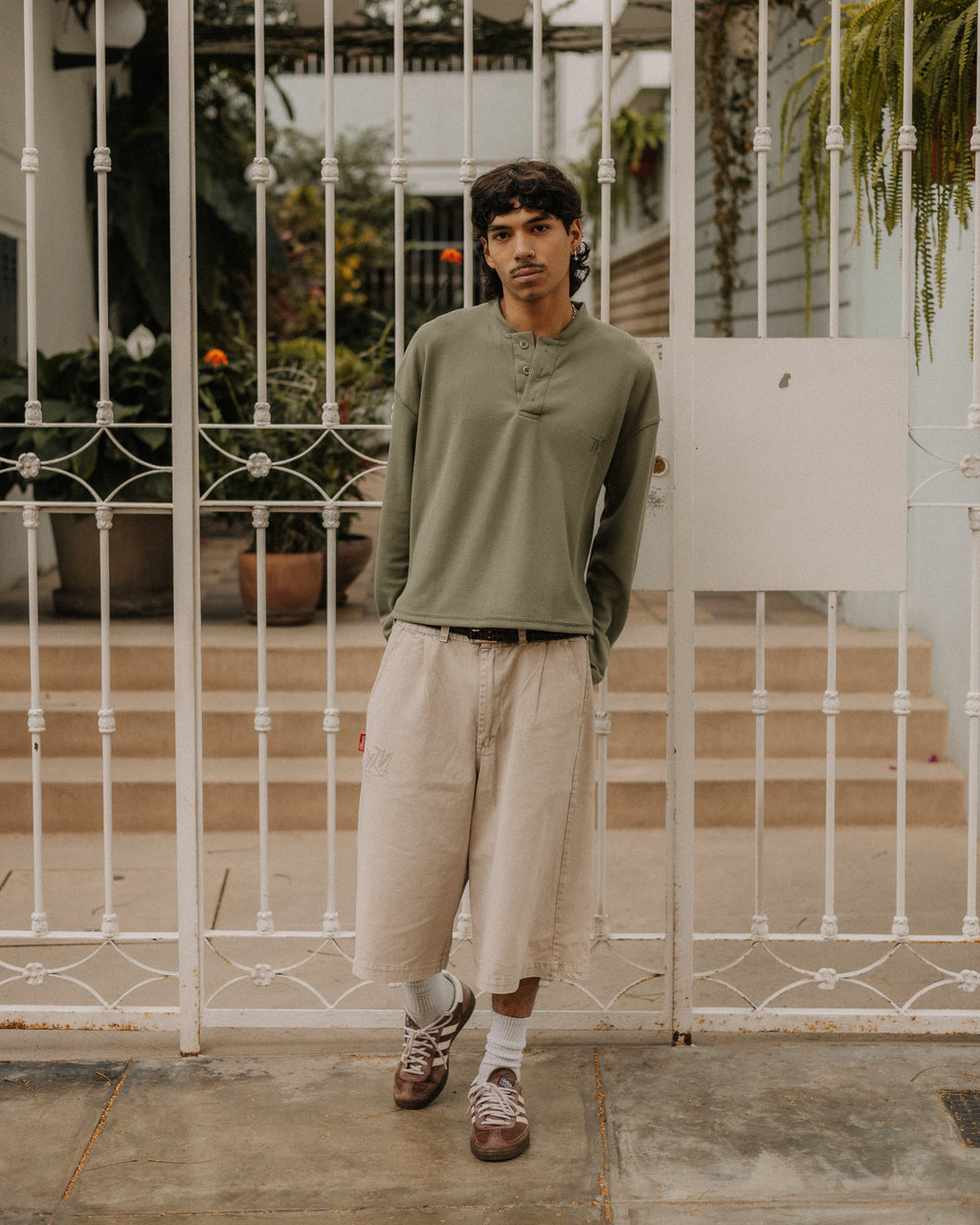 Pistaccio Henley