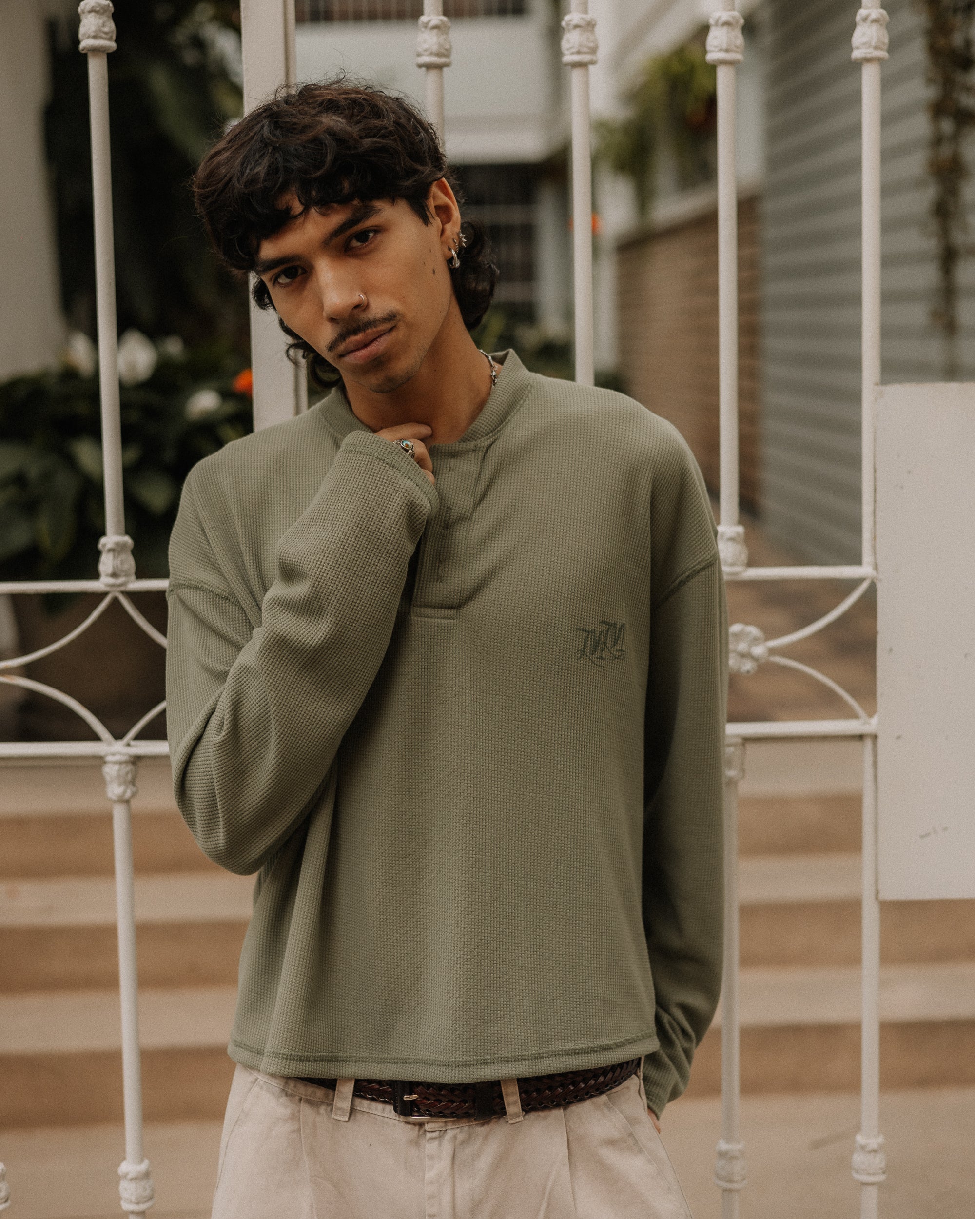 Pistaccio Henley